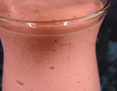 Creamy Strawberry Cheesecake-Inspired Smoothie Recipe