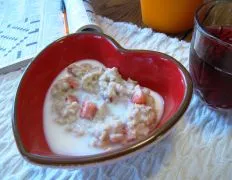 Creamy Strawberry Oatmeal Porridge Recipe