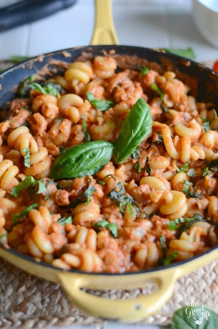 Creamy Tomato And Spinach Pasta