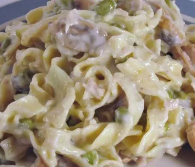 Creamy Tuna Noodle Casserole Recipe