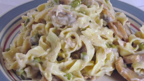 Creamy Tuna Noodle Casserole Recipe