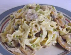 Creamy Tuna Noodle Casserole Recipe