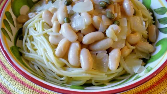 Creamy White Bean Piccata Recipe: A Vegetarian Twist on a Classic Dish