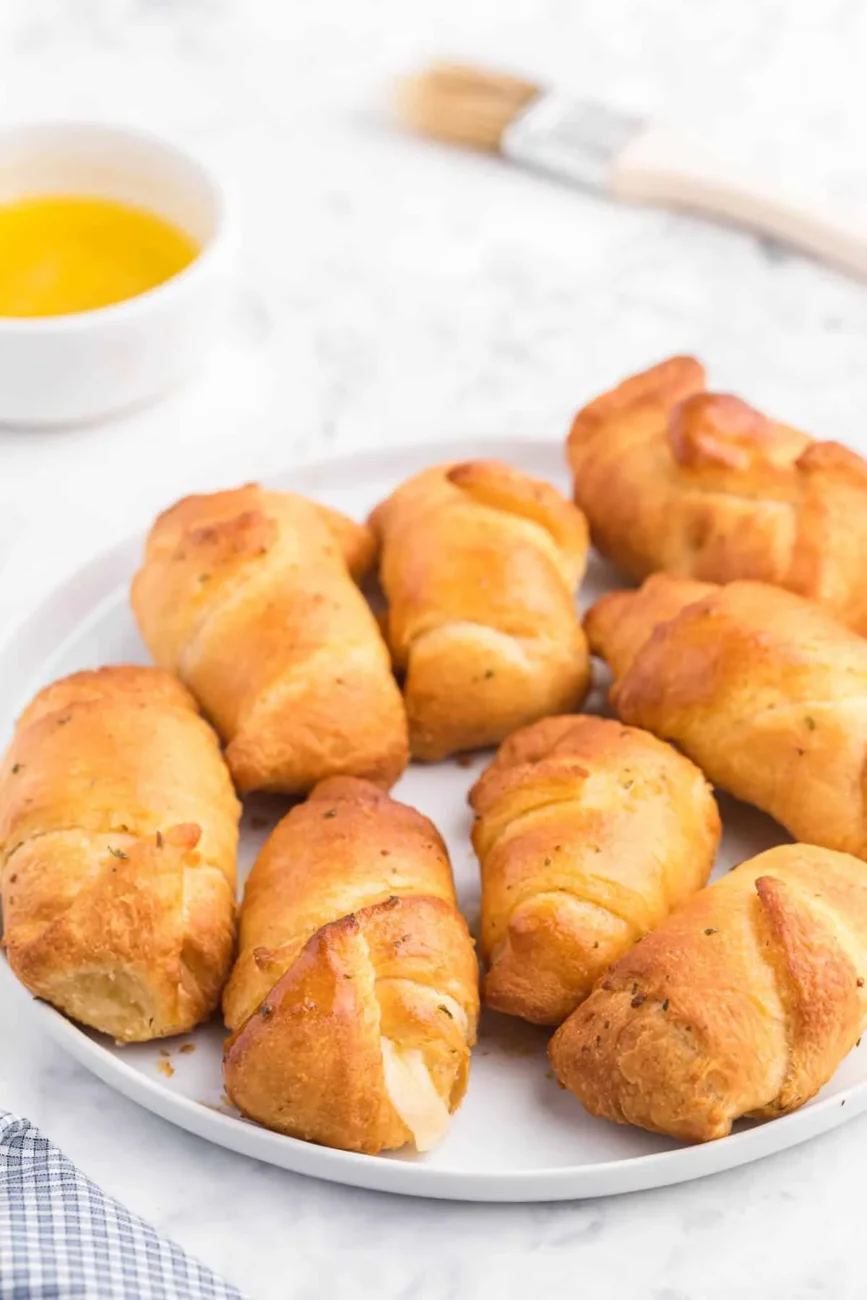 Crescent Cheese Rolls