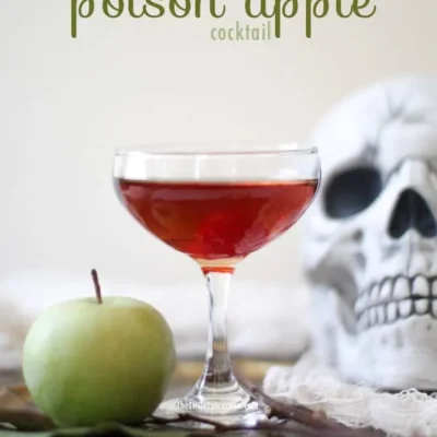 Crisp Washington Apple Cocktail Recipe