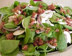 Crispy Bacon and Fresh Spinach Salad Recipe