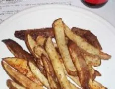 Crispy Baked Spicy Potato Wedges With Homemade Ranch Dip