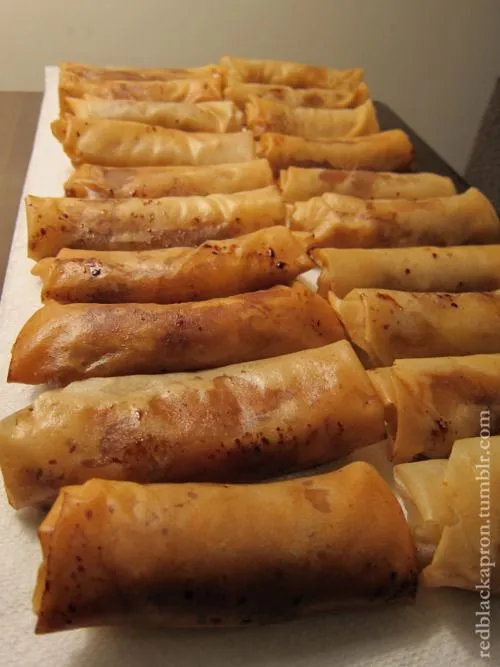 Crispy Banana Lumpia: A Sweet Turon Recipe