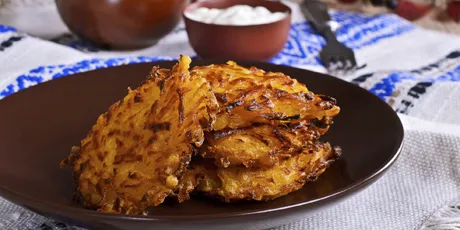 Crispy Dual-Potato Latkes Recipe: A Perfect Hanukkah Delight