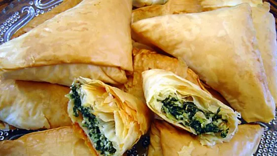 Crispy Greek Spinach and Feta Phyllo Triangles