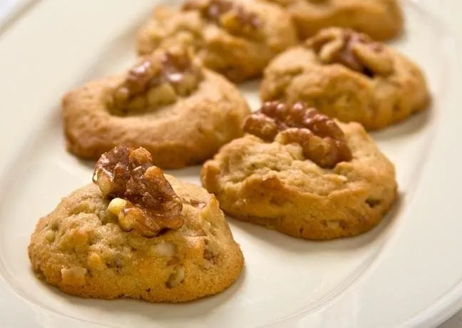 Crispy Homemade Walnut Delight Cookies