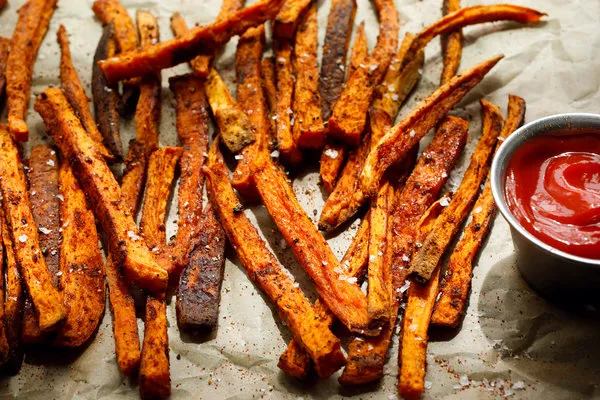 Crispy Oven-Baked Sweet Potato Fries with a Spicy Twist