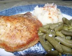 Crispy Southern-Style Pan-Fried Pork Chops