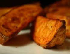 Crispy Spanish-Inspired Baked Potato Wedges