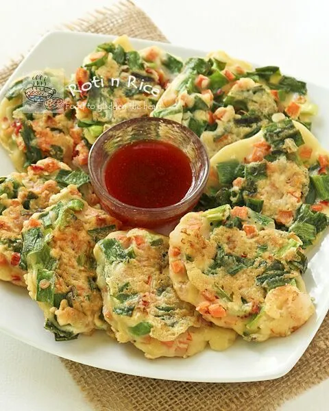 Crispy Vegetable Chinese Pancakes: A Perfect Starter