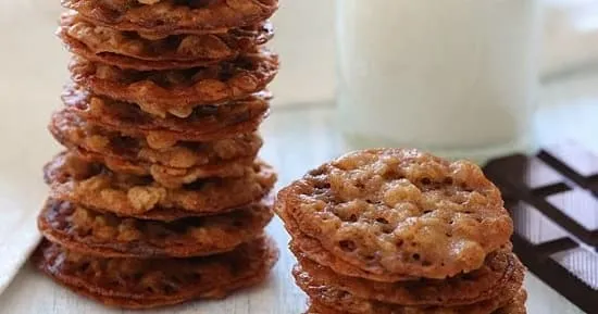 Crispy White Chocolate Oatmeal Lace Cookies Recipe