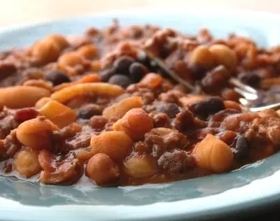 Crock Pot Baked Beans Bananza