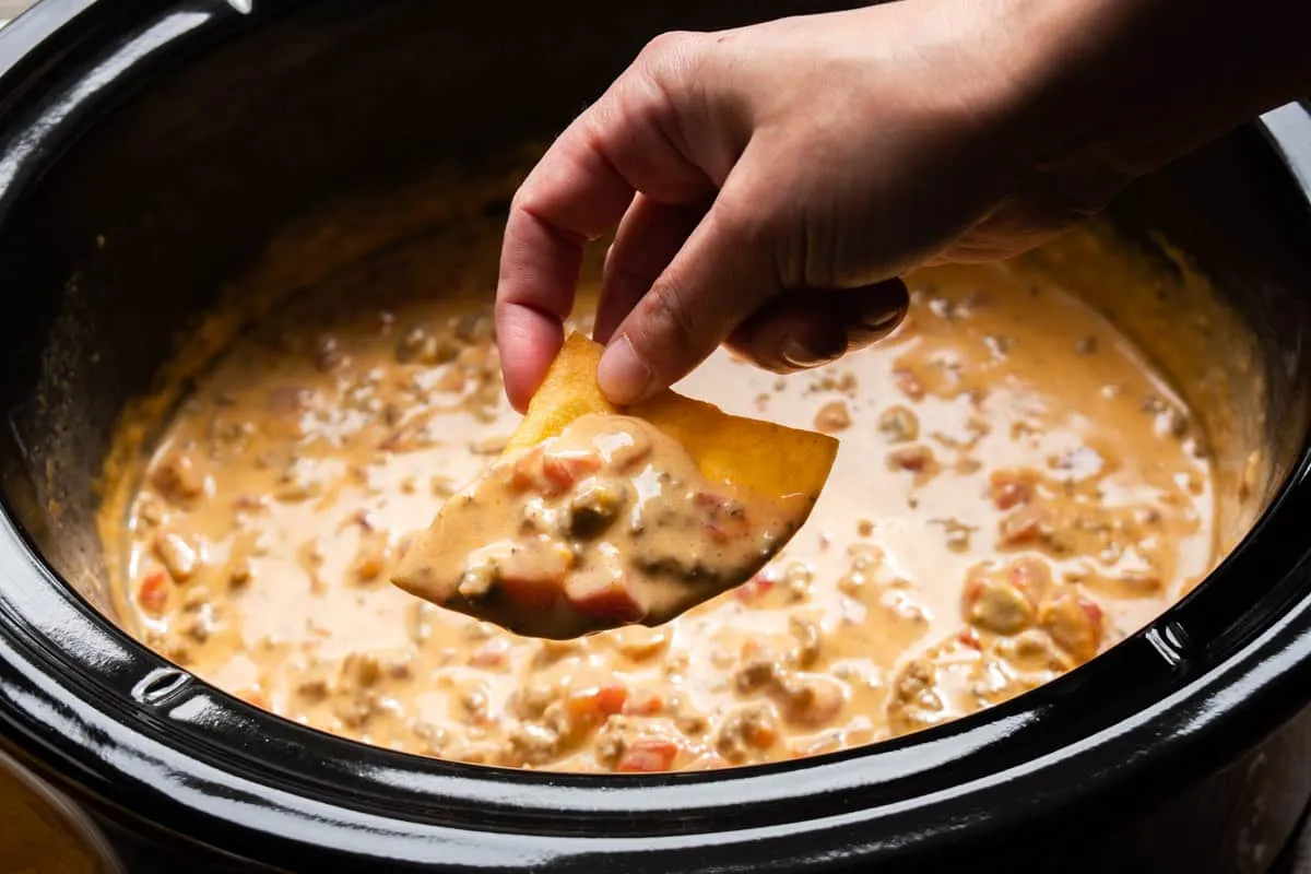 Crock Pot Cheese Dip