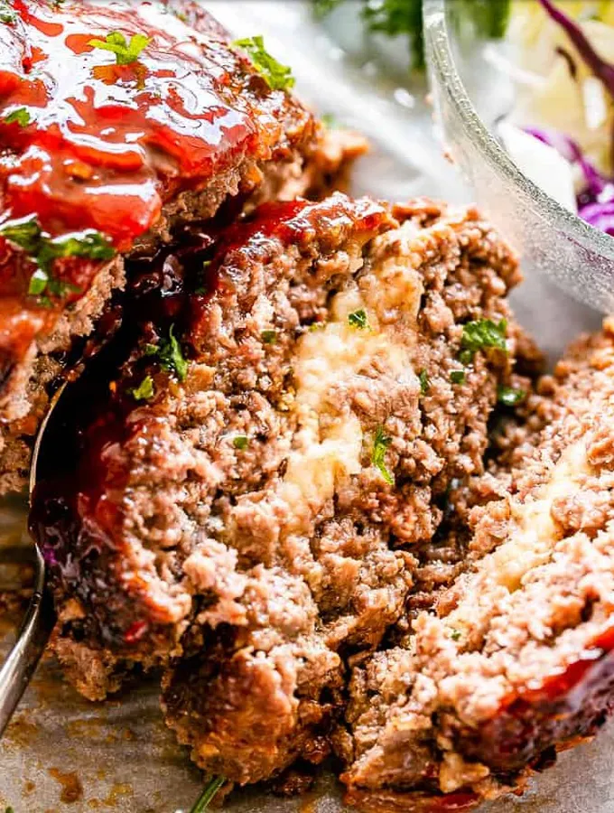 Crock Pot Cheesy Meatloaf