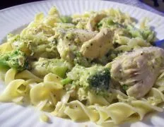 Crock Pot Golden Chicken And Noodles