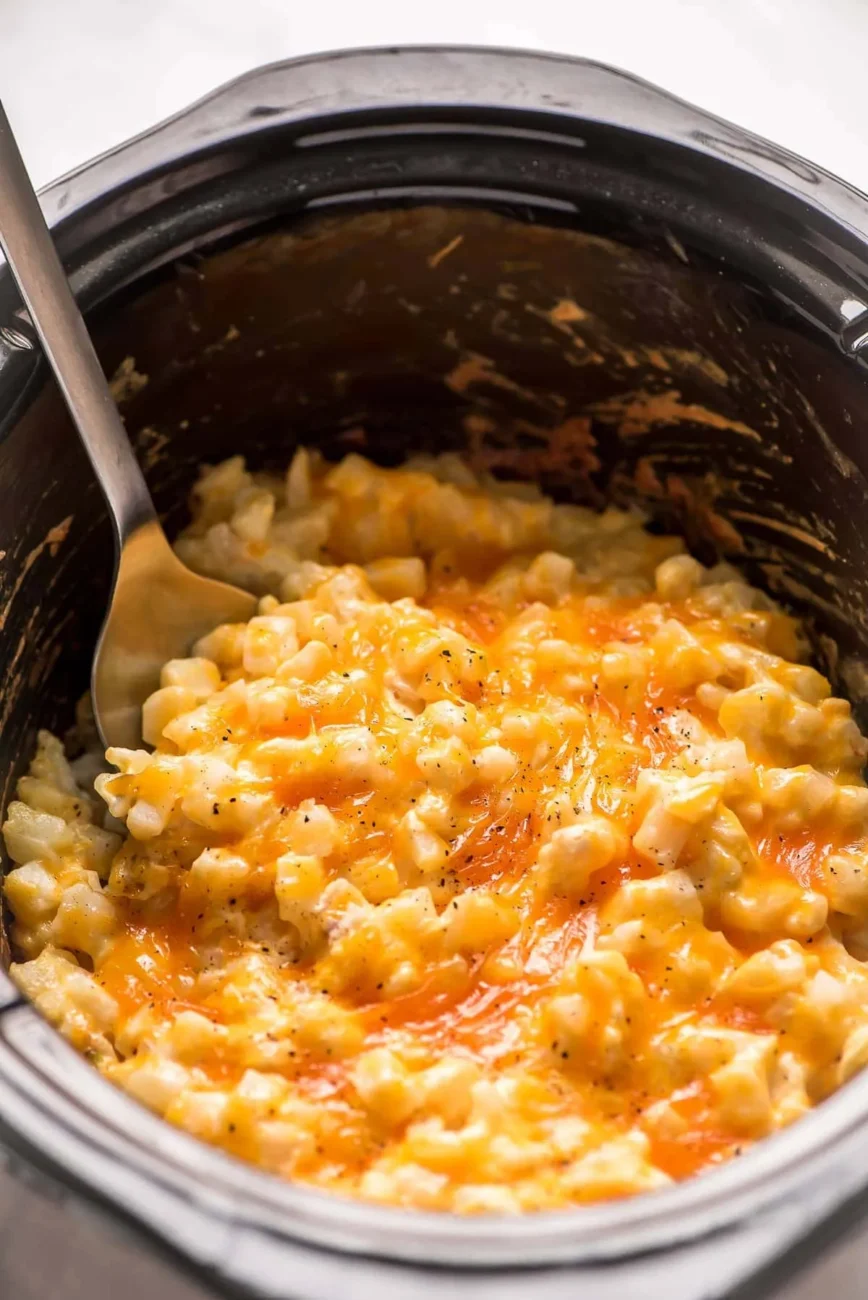 Crockpot Cheesy Potatoes