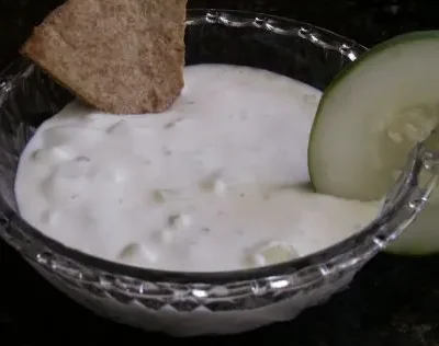 Cucumber Yogurt Dip With Greek Pita Chips