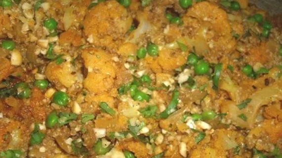 Curried Quinoa And Cauliflower