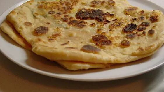 Daikon Radish Stuffed Flatbread/Mooli