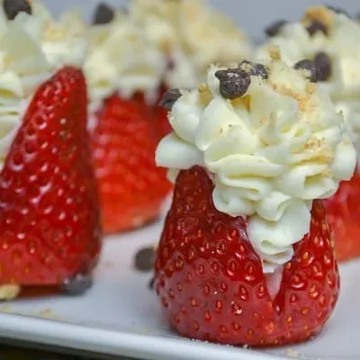 Decadent Cannoli Cream Filled Strawberries: A Perfect Dessert Delight