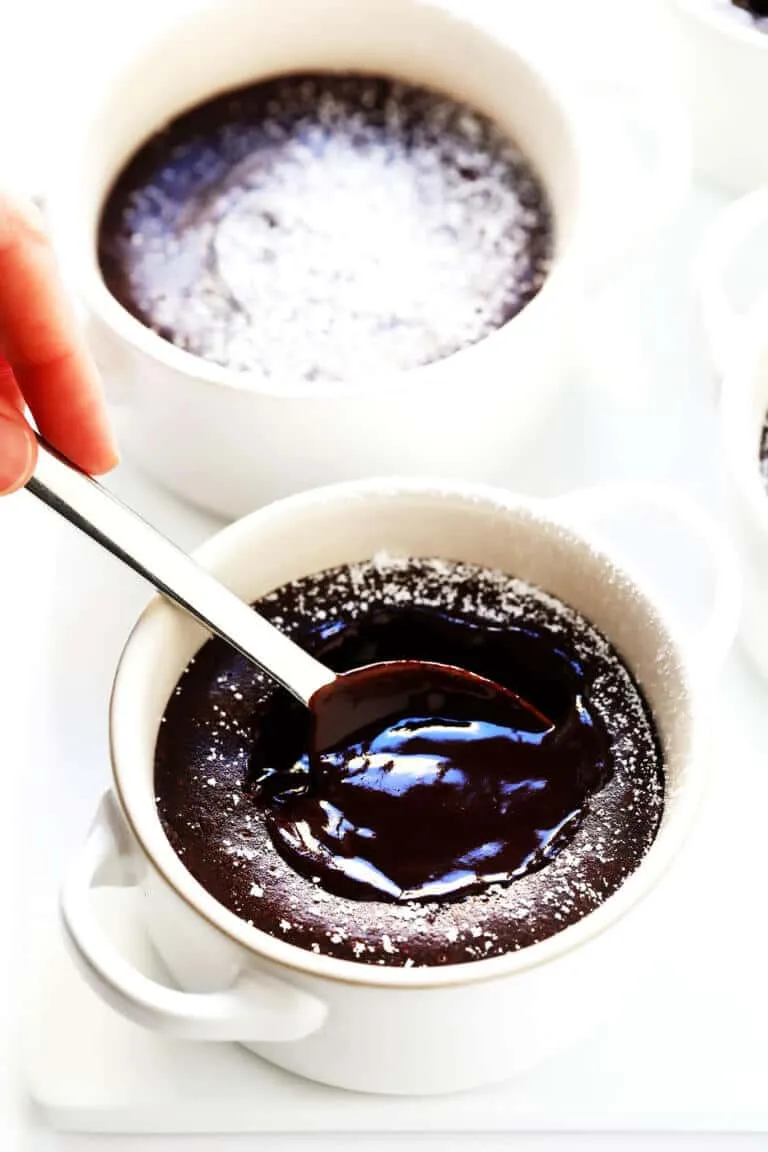 Decadent Quick-Fix Molten Lava Chocolate Cake Recipe