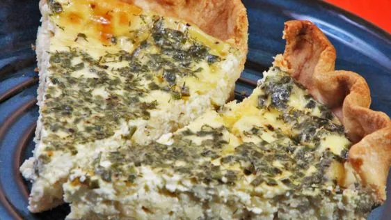 Decadent Swiss Cheese Quiche: A Savory Pie Delight