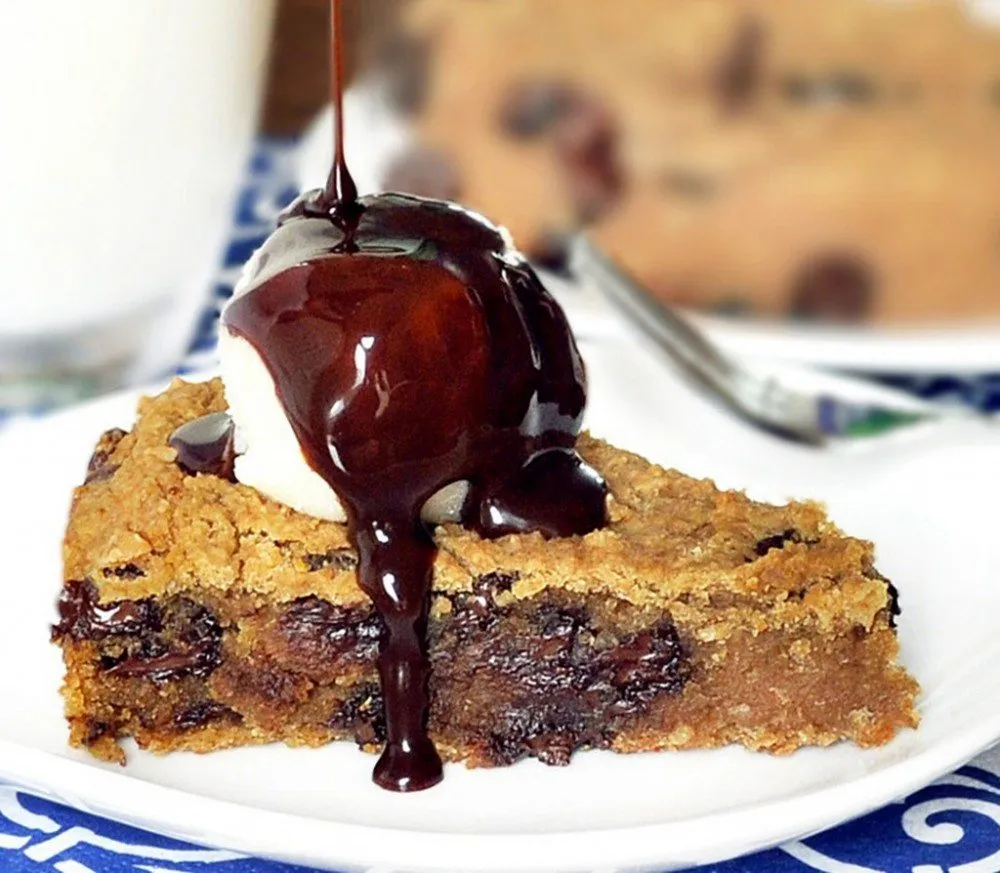 Deep Dish Chocolate Chip Cookie Pie