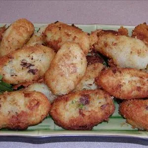 Deep Fried Taro/Yam Puffs