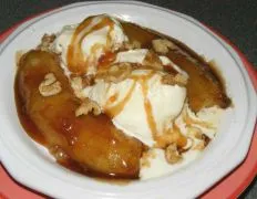 Delicious Bananas Foster A La Mode