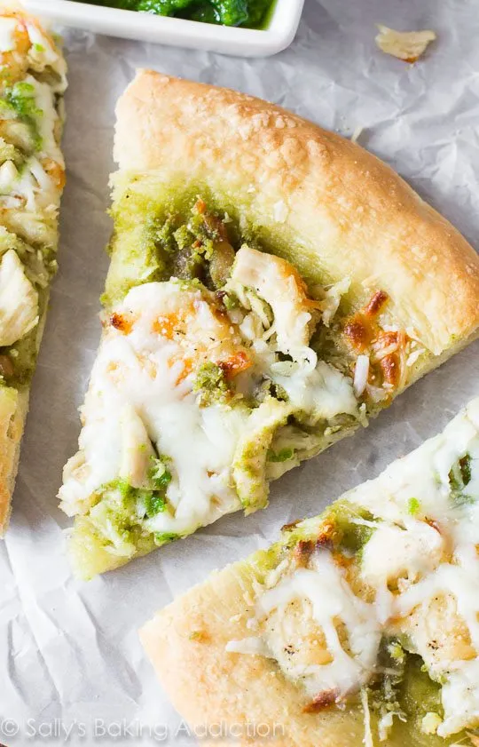 Delicious Fresh Basil Chicken Pizza Recipe