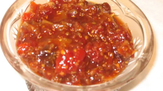 Delicious Homemade Sweet Tomato Chutney Recipe