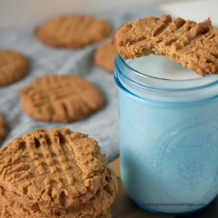 Delicious No-Sugar-Added Peanut Butter Cookie Delights