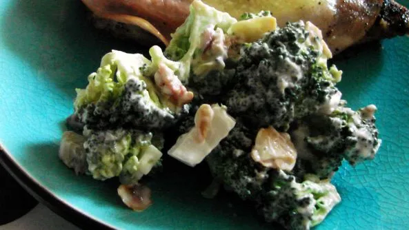 Delicious & Nutritious Broccoli Salad Recipe