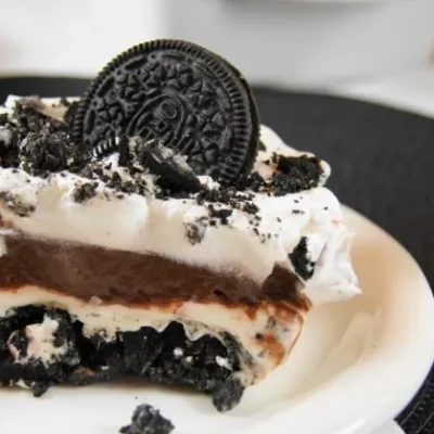 Delicious Oreo Refrigerator Cake No Bake