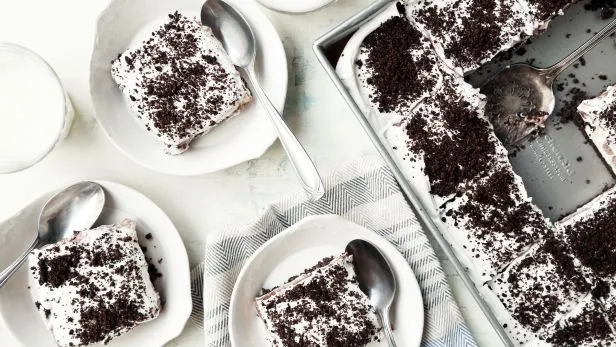 Delicious Oreo Refrigerator Cake No-Bake