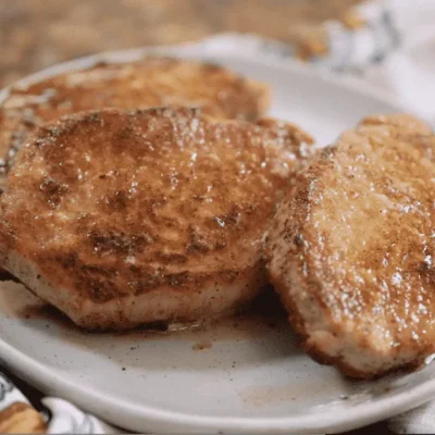 Delicious Pan-Seared Pork Chops Recipe