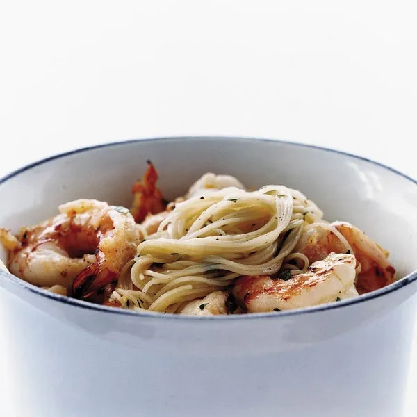 Delicious Shrimp and Tomato Pasta Recipe for a Quick Gourmet Meal