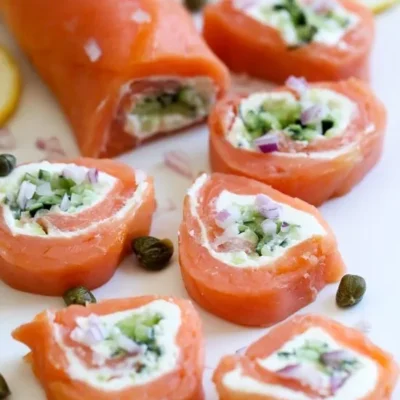 Delicious Smoked Salmon Pinwheel Appetizers