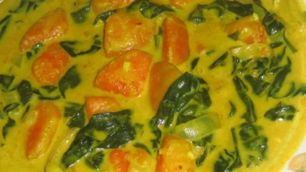 Delicious Spinach and Sweet Potato Curry Recipe