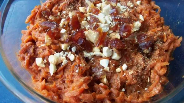 Delicious Vegan Carrot Halwa Recipe – Dairy-Free Indian Dessert