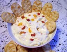 Delicious and Healthy Veggie Dip for Crunchy Snack Time