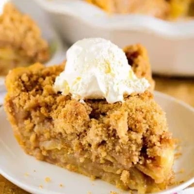 Deliciously Crisp Homemade Apple Pie Recipe