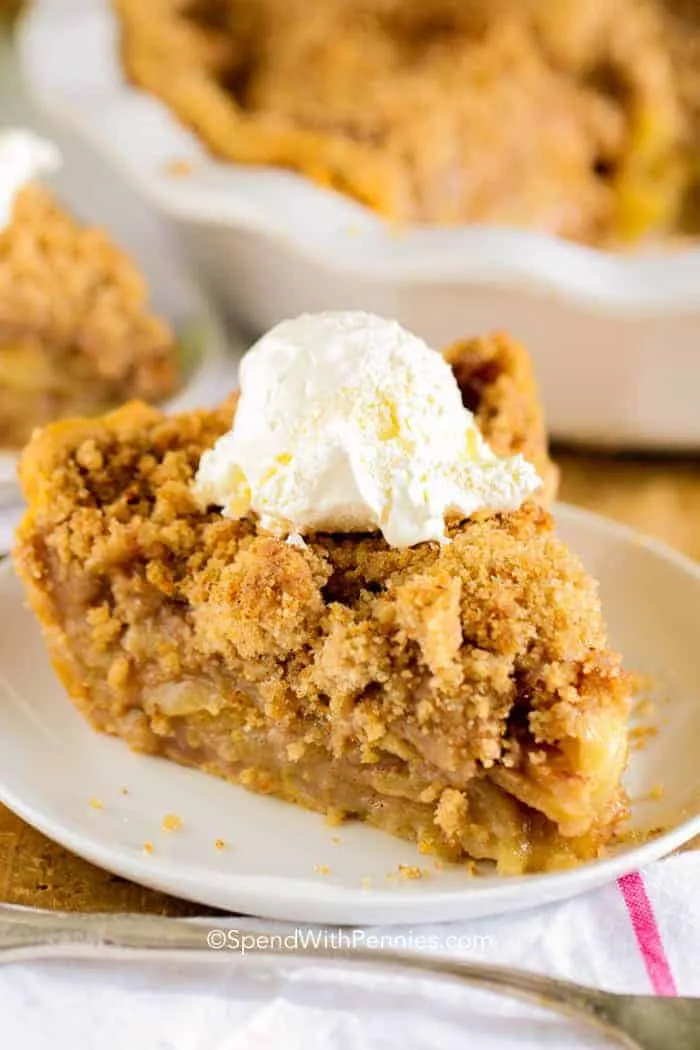 Deliciously Crisp Homemade Apple Pie Recipe