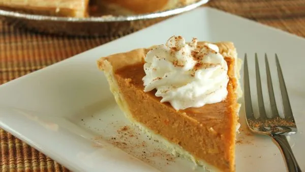 Deliciously Smooth Southern Sweet Potato Pie Recipe