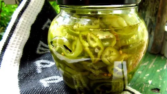 Deliciously Tangy Homemade Sweet Pickled Banana Peppers Recipe